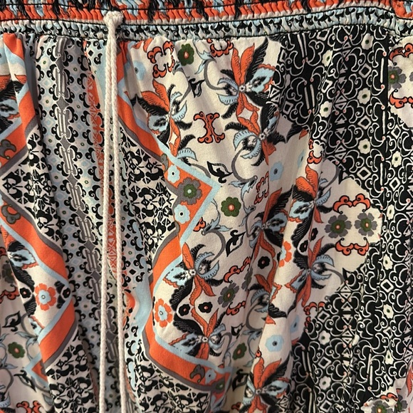 Romper - Picture 2 of 5